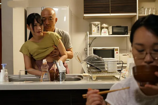 phim sex con trai tự sướng Gã chồng làm tình con gái riêng của vợ yêu khi biết bà xã không thể sinh con cho mình