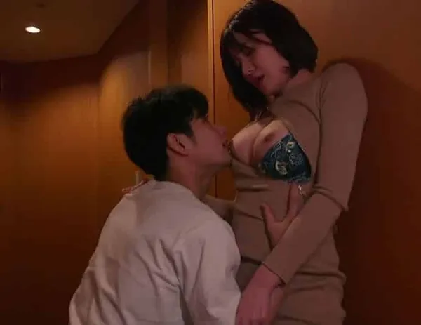 sex thái Bí mật hẹn hò với cô gái xinh đẹp phang giỏi hơn cả người yêu